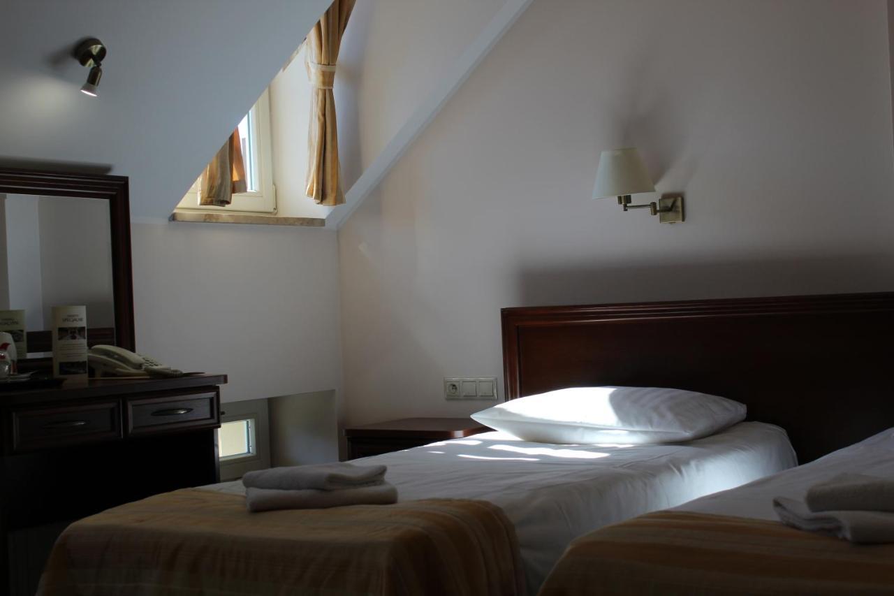 Hotel Masovia ギジツコ エクステリア 写真