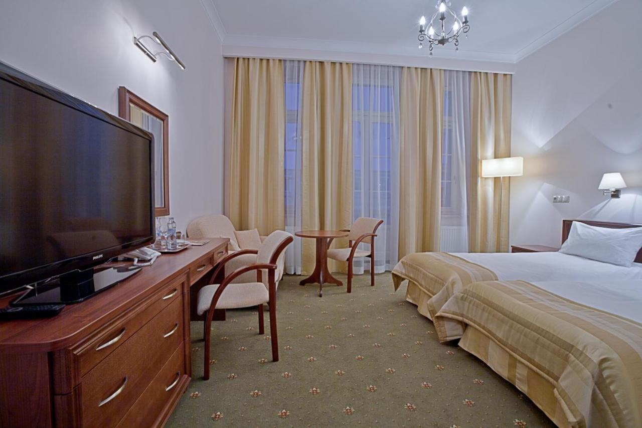 Hotel Masovia ギジツコ エクステリア 写真